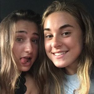 Meet your Posher, Avery